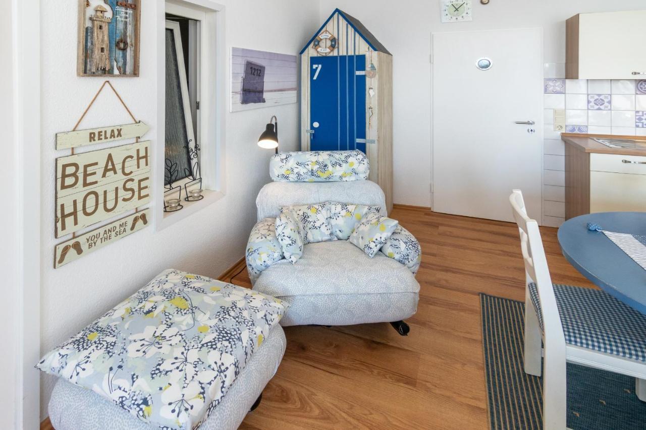 Friesenbiene Apartment Dornumersiel Bagian luar foto