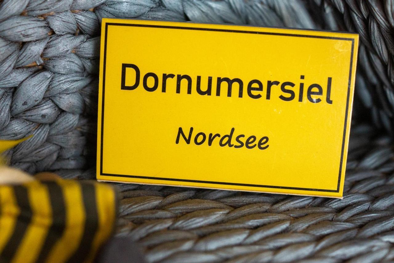 Friesenbiene Apartment Dornumersiel Bagian luar foto